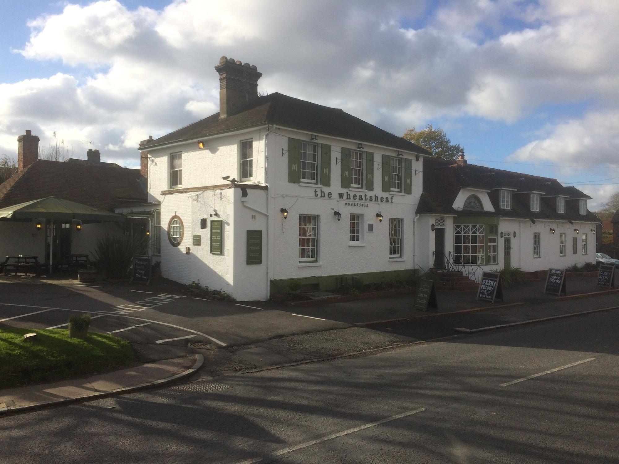 The Wheatsheaf Inn Cuckfield Kültér fotó